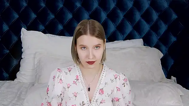 LiliLinn online show from 27, 1, 2025