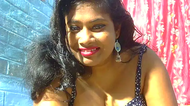 Snapshot of sexy_roma chatting on 5, 12, 2024 sexy roma online show from 5, 12, 2024