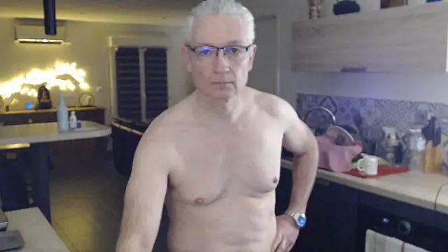 Goduleur69 online show from 4, 2, 2025