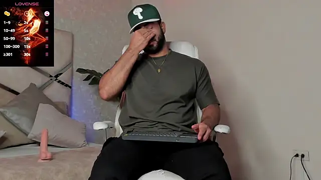 noah crux online show from 30, 12, 2024