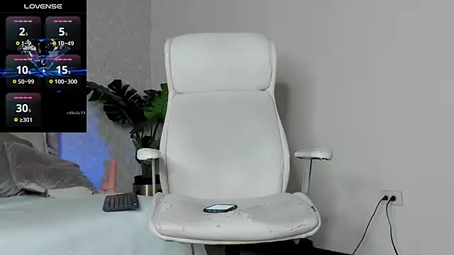 noah crux online show from 10, 1, 2025