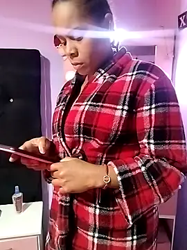 Snapshot of Camille_rose_ chatting on 3, 12, 2025 Camille rose online show from 3, 12, 2025