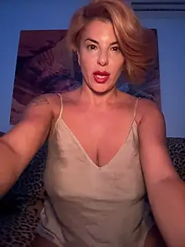 Selvaggia official83 online show from 25, 7, 2026