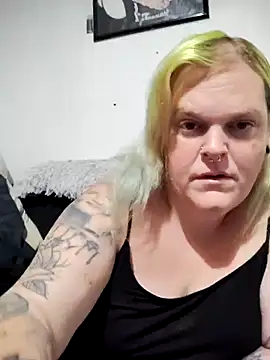 Trans Girl next door420 online show from 28, 4, 2026