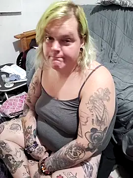 Trans Girl next door420 online show from 2, 5, 2026
