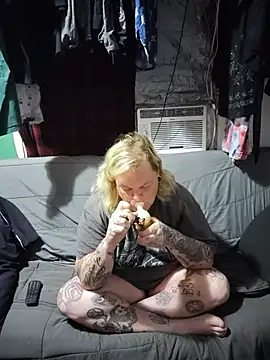 Trans Girl next door420 online show from 14, 6, 2026