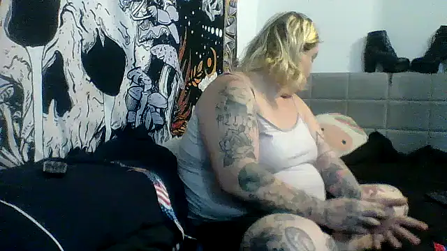 Trans Girl next door420 online show from 5, 8, 2026