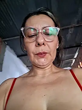 Mia-funny20 online show from 18, 12, 2025