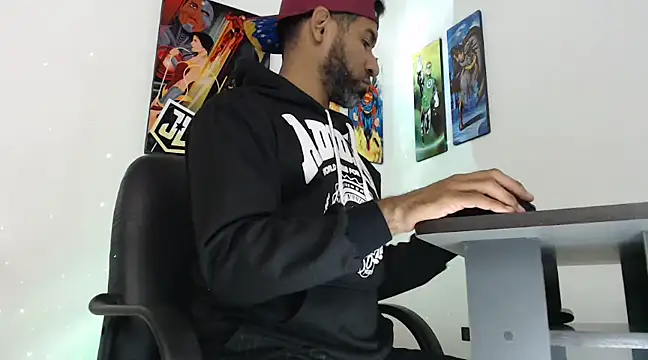 Snapshot of Enriblack92 chatting on 30, 12, 2024 Enriblack92 online show from 30, 12, 2024