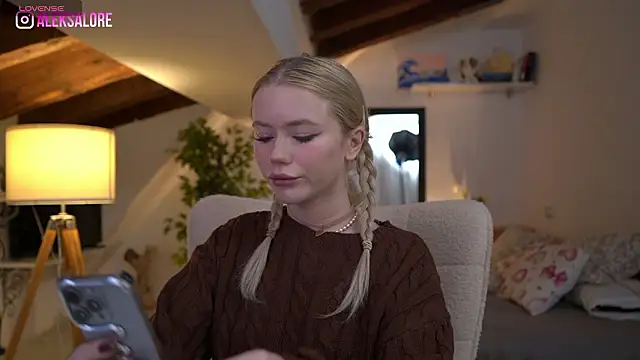 LexieLoree online show from 18, 1, 2026