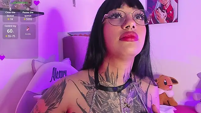 Snapshot of Akari1_Mischief chatting on 7, 12, 2024 Akari1 Mischief online show from 7, 12, 2024