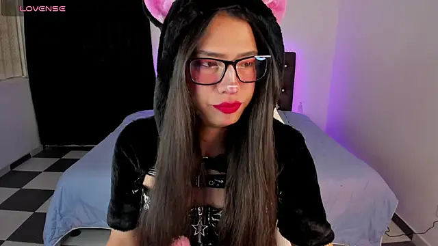 paula kawaiifu  online show from 14, 1, 2025