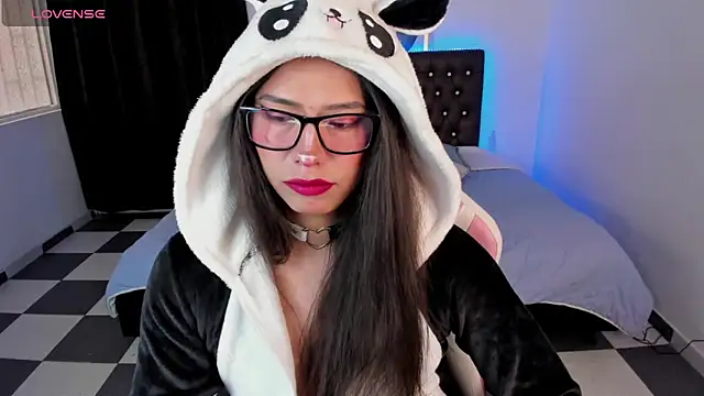 paula kawaiifu  online show from 20, 1, 2025