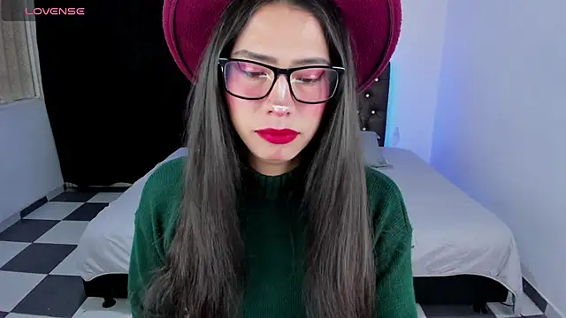 paula kawaiifu  online show from 10, 2, 2025