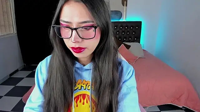 paula kawaiifu  online show from 25, 2, 2025