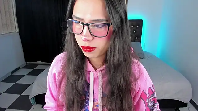 paula kawaiifu  online show from 8, 3, 2025