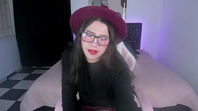 paula kawaiifu  online show from 17, 3, 2025