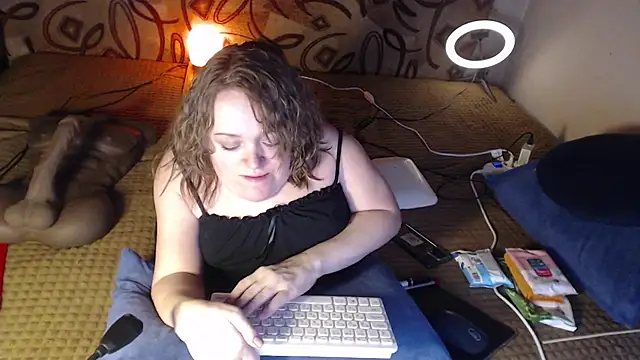 MiniNatalie online show from 25, 1, 2025