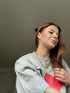 Snapshot of Mia-Minou chatting on 23, 5, 2026 Mia-Minou online show from 23, 5, 2026