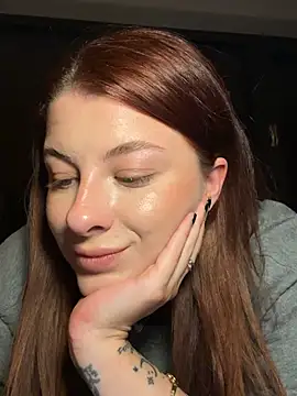 Snapshot of Mia-Minou chatting on 12, 6, 2026 Mia-Minou online show from 12, 6, 2026