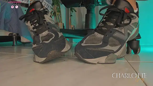 charlotte  grey online show from 14, 1, 2026