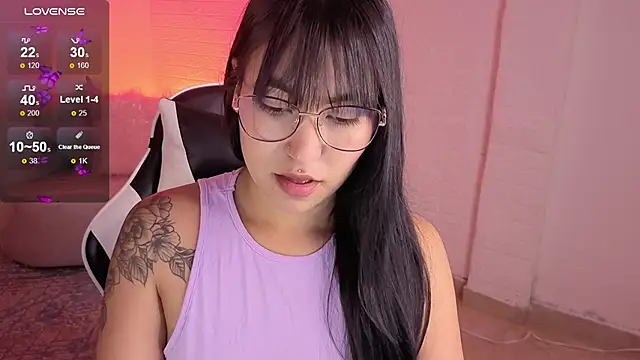 Snapshot of marilin_a chatting on 15, 12, 2025 marilin a online show from 15, 12, 2025