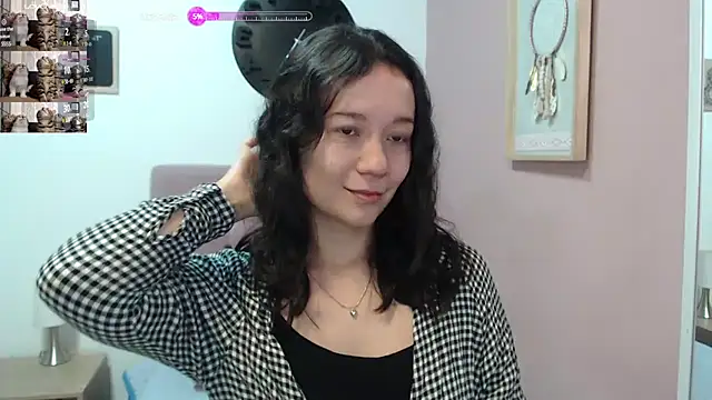 Snapshot of lanna_1878 chatting on 9, 1, 2025 lanna 1878 online show from 9, 1, 2025