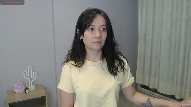 Snapshot of lanna_1878 chatting on 15, 9, 2025 lanna 1878 online show from 15, 9, 2025