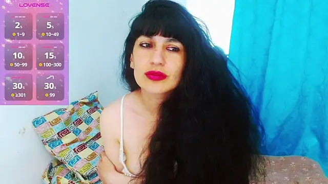 Snapshot of cristina_connor chatting on 6, 10, 2025 cristina connor online show from 6, 10, 2025