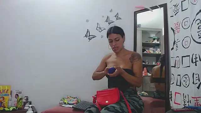 Snapshot of golositha29 chatting on 12, 9, 2025 golositha29 online show from 12, 9, 2025