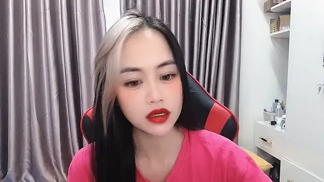 Snapshot of witch-39 chatting on 2, 2, 2026 witch-39 online show from 2, 2, 2026