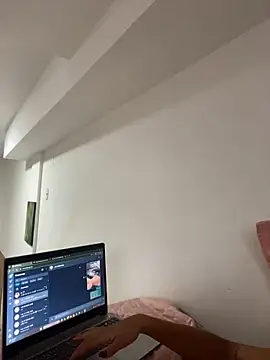 Pinkhotbaby online show from 11, 2, 2025