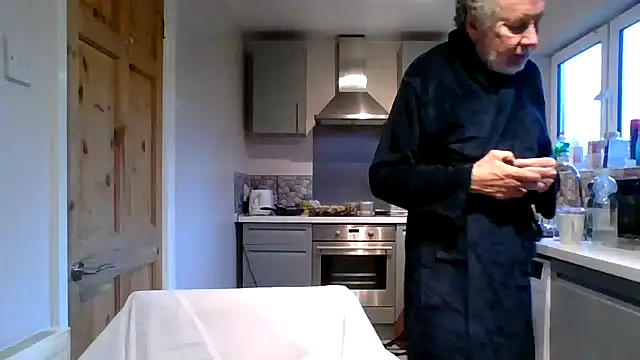 jimmybenido online show from 26, 2, 2025