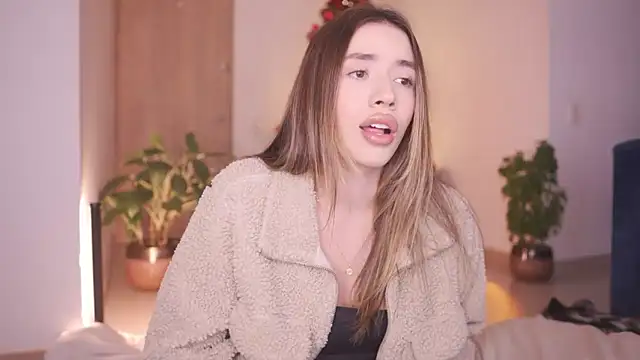 Snapshot of honeyann08 chatting on 5, 12, 2025 honeyann08 online show from 5, 12, 2025