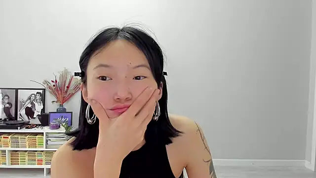 Snapshot of ailey_chao chatting on 18, 4, 2026 ailey chao online show from 18, 4, 2026