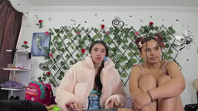 1lovelygirls online show from 3, 1, 2025