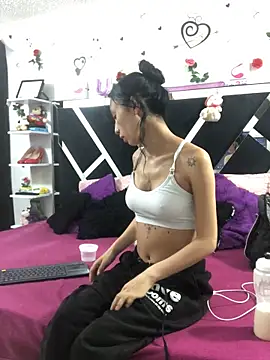 1lovelygirls online show from 19, 9, 2025