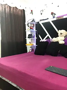 1lovelygirls online show from 30, 10, 2025