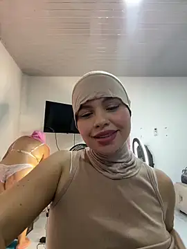 lalilamassu1 online show from 14, 3, 2025