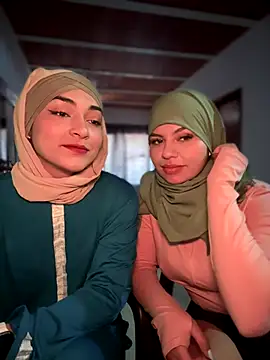 lalilamassu1 online show from 15, 9, 2025