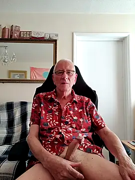 Snapshot of cutaboverest chatting on 1, 10, 2025 cutaboverest online show from 1, 10, 2025