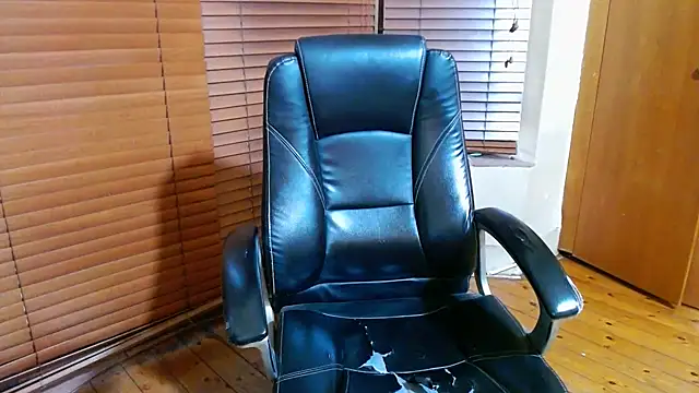 Snapshot of Foxy_African chatting on 16, 10, 2025 Foxy African online show from 16, 10, 2025