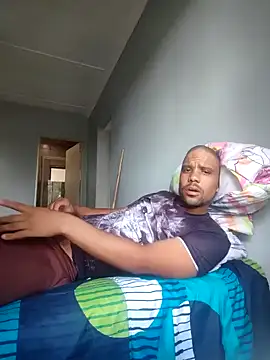 Snapshot of Tigermanboy chatting on 13, 12, 2024 Tigermanboy online show from 13, 12, 2024