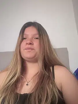 Snapshot of ASLY_MULLERHOT chatting on 20, 12, 2024 ASLY MULLERHOT online show from 20, 12, 2024