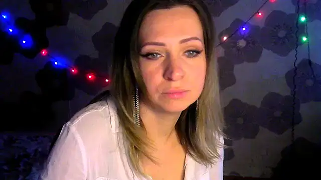 Queen Daenerys online show from 7, 10, 2025