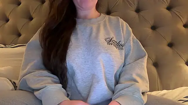 Snapshot of Sandysecret chatting on 3, 2, 2026 Sandysecret online show from 3, 2, 2026