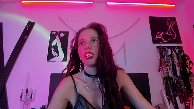 Little Naughtty online show from 5, 10, 2025