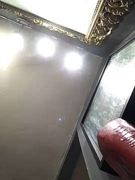 valleyoneofakind online show from 26, 2, 2025