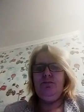 Forest-Lady online show from 20, 10, 2025