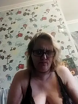 Forest-Lady online show from 29, 10, 2025